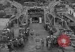 Standbild Landing Ship Tank angedockt am Falmouth England, 1944, aus Sekunde 61 historischem Filmmaterial Videoclip 65675060403