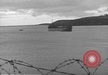 Image -NOUS Landing Ship réservoir l'USS Chase County (LST 532) Falmouth Angleterre, 1944, de la seconde 21 séquences d'archives historiques vidéo 65675060405