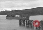 Image -NOUS Landing Ship réservoir l'USS Chase County (LST 532) Falmouth Angleterre, 1944, de la seconde 36 séquences d'archives historiques vidéo 65675060405