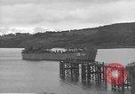 Image -NOUS Landing Ship réservoir l'USS Chase County (LST 532) Falmouth Angleterre, 1944, de la seconde 40 séquences d'archives historiques vidéo 65675060405