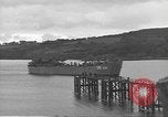 Image -NOUS Landing Ship réservoir l'USS Chase County (LST 532) Falmouth Angleterre, 1944, de la seconde 41 séquences d'archives historiques vidéo 65675060405