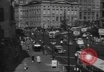 Immagine di Le scene della città compresi i ponti edifici strade e traffico Brooklyn New York USA, 1947, secondo 35 filmato di repertorio 65675060412