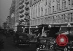 Immagine di Le scene della città compresi i ponti edifici strade e traffico Brooklyn New York USA, 1947, secondo 44 filmato di repertorio 65675060412