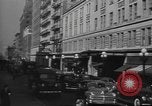 Immagine di Le scene della città compresi i ponti edifici strade e traffico Brooklyn New York USA, 1947, secondo 47 filmato di repertorio 65675060412