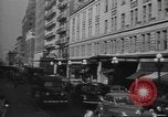 Immagine di Le scene della città compresi i ponti edifici strade e traffico Brooklyn New York USA, 1947, secondo 48 filmato di repertorio 65675060412