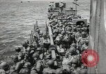 Image Landing Ship Tank Normandie France, 1944, de la seconde 31 séquences d'archives historiques vidéo 65675060418