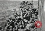 Image Landing Ship Tank Normandie France, 1944, de la seconde 33 séquences d'archives historiques vidéo 65675060418