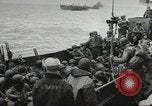 Image Landing Ship Tank Normandie France, 1944, de la seconde 43 séquences d'archives historiques vidéo 65675060418