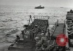 Image Landing Ship Tank Normandie France, 1944, de la seconde 50 séquences d'archives historiques vidéo 65675060418