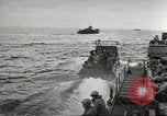 Image Landing Ship Tank Normandie France, 1944, de la seconde 54 séquences d'archives historiques vidéo 65675060418