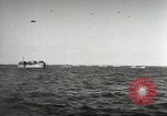 Image Landing Ship Tank Normandie France, 1944, de la seconde 59 séquences d'archives historiques vidéo 65675060418
