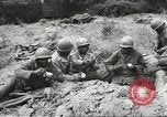 Immagine di Le forze alleate a terra seguendo la D-day invasione Normandia Francia, 1944, secondo 14 filmato di repertorio 65675060419