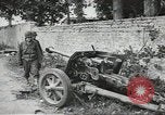 Immagine di Le forze alleate a terra seguendo la D-day invasione Normandia Francia, 1944, secondo 40 filmato di repertorio 65675060419