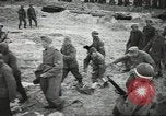 Standbild Deutsche Kriegsgefangene genommen in alliierte Invasion Normandie Frankreich, 1944, aus Sekunde 53 historischem Filmmaterial Videoclip 65675060420