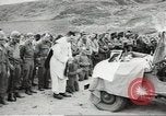 Image Cérémonie au premier cimetière militaire américain d'Omaha Beach Normandie France, 1944, de la seconde 32 séquences d'archives historiques vidéo 65675060423