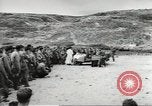 Image Cérémonie au premier cimetière militaire américain d'Omaha Beach Normandie France, 1944, de la seconde 45 séquences d'archives historiques vidéo 65675060423