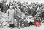 Image Cérémonie au premier cimetière militaire américain d'Omaha Beach Normandie France, 1944, de la seconde 57 séquences d'archives historiques vidéo 65675060423