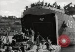 Image Landing Ship Tank LST-47 Dartmouth Angleterre, 1944, de la seconde 9 séquences d'archives historiques vidéo 65675060435