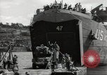 Image Landing Ship Tank LST-47 Dartmouth Angleterre, 1944, de la seconde 19 séquences d'archives historiques vidéo 65675060435