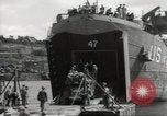 Image Landing Ship Tank LST-47 Dartmouth Angleterre, 1944, de la seconde 25 séquences d'archives historiques vidéo 65675060435