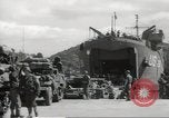 Image Landing Ship Tank LST-47 Dartmouth Angleterre, 1944, de la seconde 30 séquences d'archives historiques vidéo 65675060435