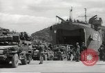 Image Landing Ship Tank LST-47 Dartmouth Angleterre, 1944, de la seconde 61 séquences d'archives historiques vidéo 65675060435
