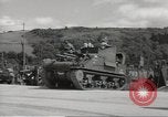 Immagine di Landing Craft serbatoio Dartmouth Inghilterra, 1944, secondo 4 filmato di repertorio 65675060436