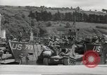 Immagine di Landing Craft serbatoio Dartmouth Inghilterra, 1944, secondo 21 filmato di repertorio 65675060436