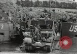 Immagine di Landing Craft serbatoio Dartmouth Inghilterra, 1944, secondo 32 filmato di repertorio 65675060436