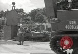 Immagine di Landing Craft serbatoio Dartmouth Inghilterra, 1944, secondo 56 filmato di repertorio 65675060436