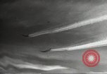 Standbild alliierte Bomber Normandie Frankreich, 1944, aus Sekunde 6 historischem Filmmaterial Videoclip 65675060448