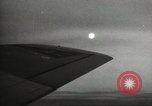 Standbild alliierte Bomber Normandie Frankreich, 1944, aus Sekunde 8 historischem Filmmaterial Videoclip 65675060448