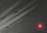 Standbild alliierte Bomber Normandie Frankreich, 1944, aus Sekunde 27 historischem Filmmaterial Videoclip 65675060448