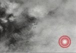 Standbild alliierte Bomber Normandie Frankreich, 1944, aus Sekunde 33 historischem Filmmaterial Videoclip 65675060448