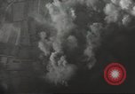 Standbild alliierte Bomber Normandie Frankreich, 1944, aus Sekunde 39 historischem Filmmaterial Videoclip 65675060448
