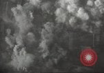 Standbild alliierte Bomber Normandie Frankreich, 1944, aus Sekunde 41 historischem Filmmaterial Videoclip 65675060448