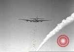 Image bombardiers alliés Normandie France, 1944, de la seconde 16 séquences d'archives historiques vidéo 65675060455