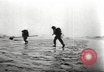 Image des débarquements du Jour J Normandie France, 1944, de la seconde 48 séquences d'archives historiques vidéo 65675060458
