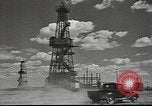Immagine di Petrolio russo ben tower La Russia, 1941, secondo 13 filmato di repertorio 65675060460