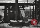 Immagine di Petrolio russo ben tower La Russia, 1941, secondo 23 filmato di repertorio 65675060460