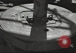 Immagine di Petrolio russo ben tower La Russia, 1941, secondo 26 filmato di repertorio 65675060460