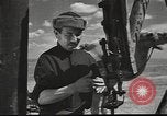Immagine di Petrolio russo ben tower La Russia, 1941, secondo 30 filmato di repertorio 65675060460
