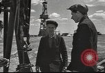 Immagine di Petrolio russo ben tower La Russia, 1941, secondo 35 filmato di repertorio 65675060460