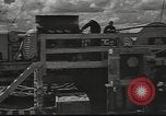 Immagine di Petrolio russo ben tower La Russia, 1941, secondo 53 filmato di repertorio 65675060460