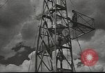 Immagine di Petrolio russo ben tower La Russia, 1941, secondo 61 filmato di repertorio 65675060460