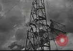 Immagine di Petrolio russo ben tower La Russia, 1941, secondo 62 filmato di repertorio 65675060460
