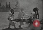 Standbild russische Rote Kreuz Frauen Russland, 1941, aus Sekunde 53 historischem Filmmaterial Videoclip 65675060461