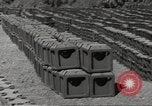 Immagine di Stati Uniti dump di munizioni Il Nord Africa, 1943, secondo 30 filmato di repertorio 65675060465