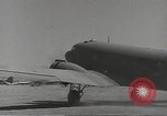 Immagine di C-47 piano dello Skytrain Il Nord Africa, 1943, secondo 37 filmato di repertorio 65675060466