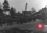 Standbild USA airborne Truppen Cheneaux Belgien, 1944, aus Sekunde 4 historischem Filmmaterial Videoclip 65675060479